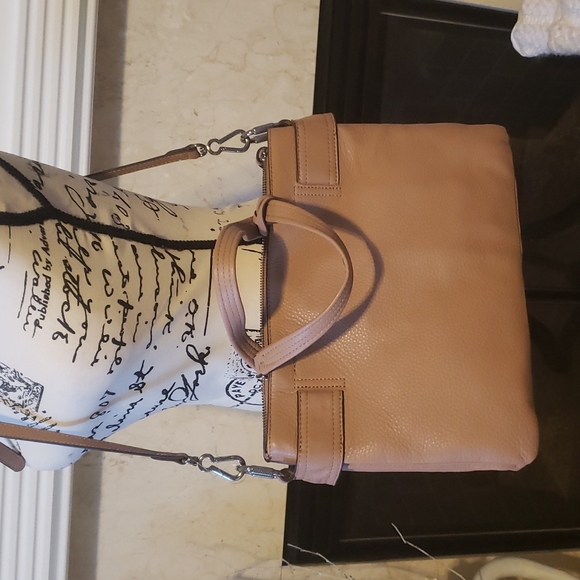 Vince camuto crossbody - Picture 3 of 6